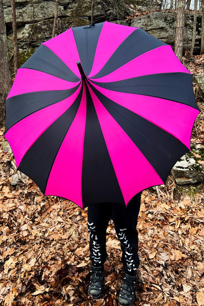 Batwing Pagoda Umbrella [BLACK/HOT PINK STRIPED]